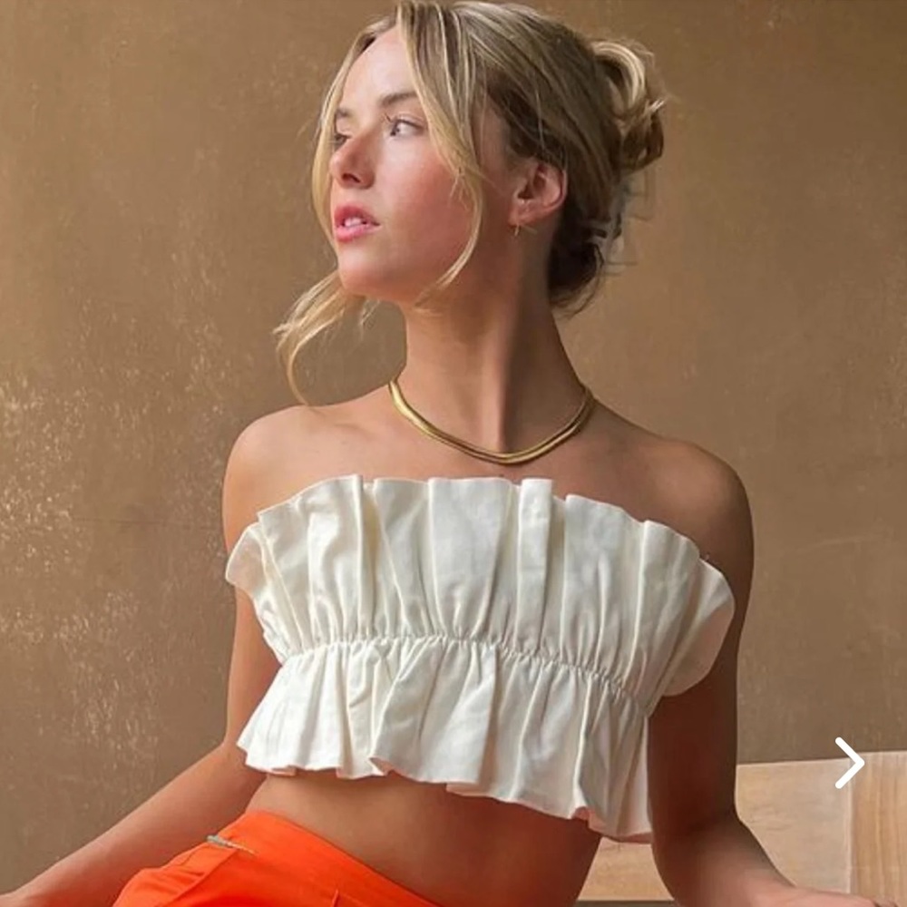 RUFFLE CROP TOP WHITE